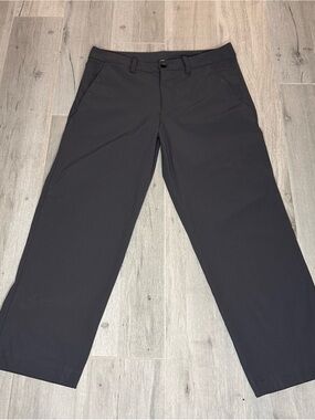 Lululemon Men's Comfort Tech Chino Pants Gray Size 32 Casual Golf